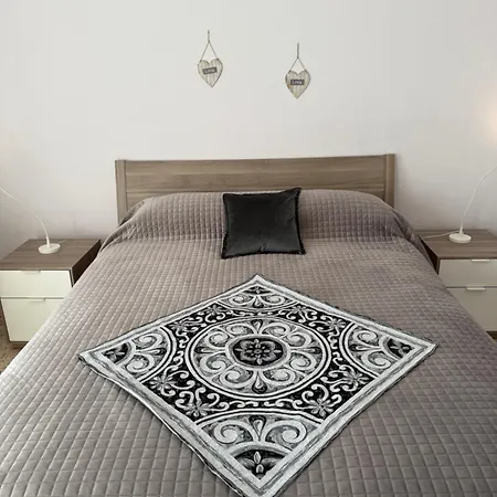 Annunziata Luxe *