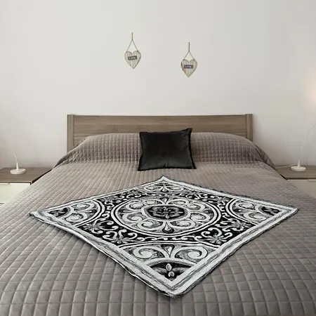 Annunziata Luxe * Aragona